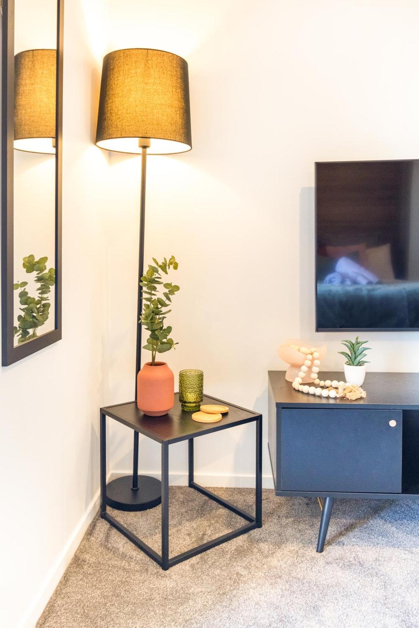City Living: Upper Studio Haven On Wilmer كريستتشيرش المظهر الخارجي الصورة